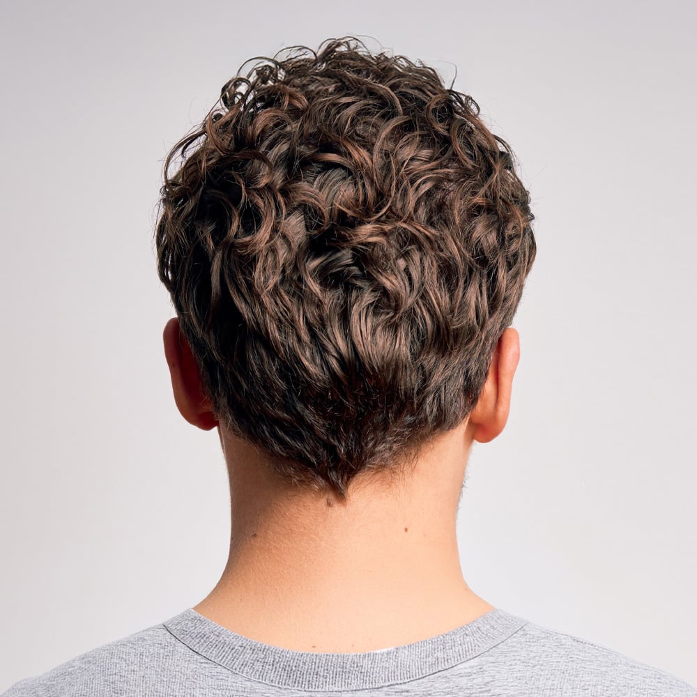 Cheveux ondul&eacute;s